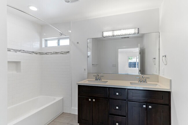 Building Photo - 4364 Toland Way