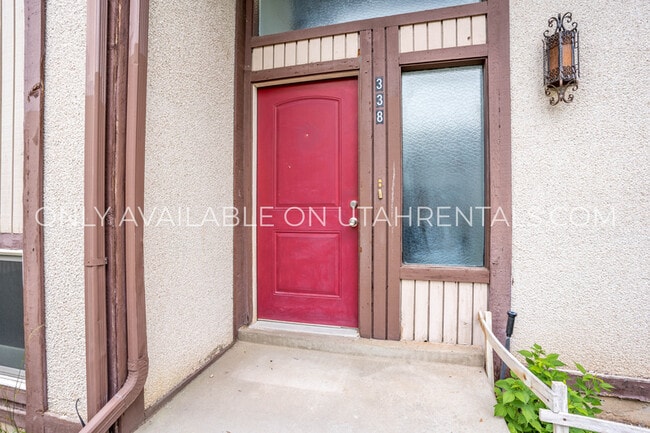 Building Photo - 338 Cedarwood Dr