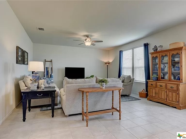 Building Photo - 308 Autumn Rouge