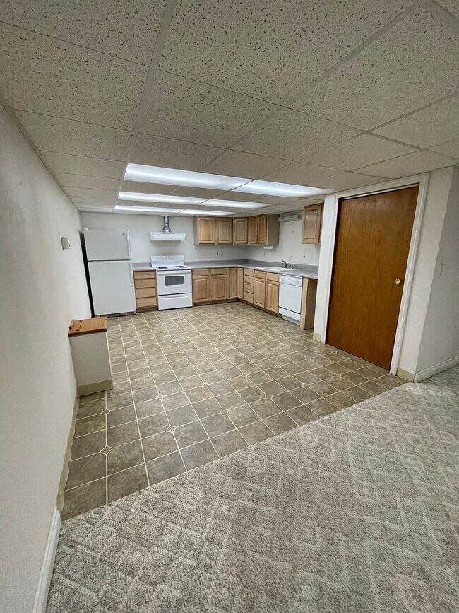 Building Photo - 721 Avenue D
