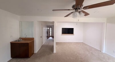 Building Photo - 1357 Hafford Rd