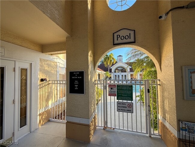 Building Photo - 12520 Equestrian Cir