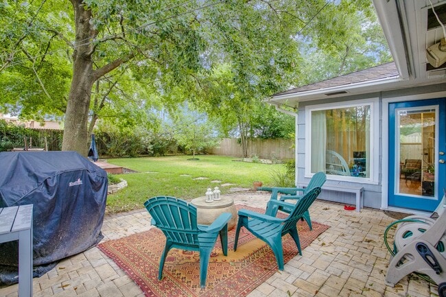 Building Photo - 1014 Nashua St