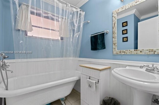 Building Photo - 7880 NW 11th St