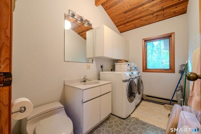 Building Photo - 278 Woodchuck Ln