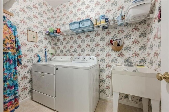 Building Photo - 322 Pebble Trail