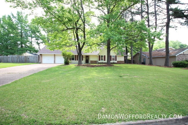 Building Photo - 308 Longmeadow Ct N