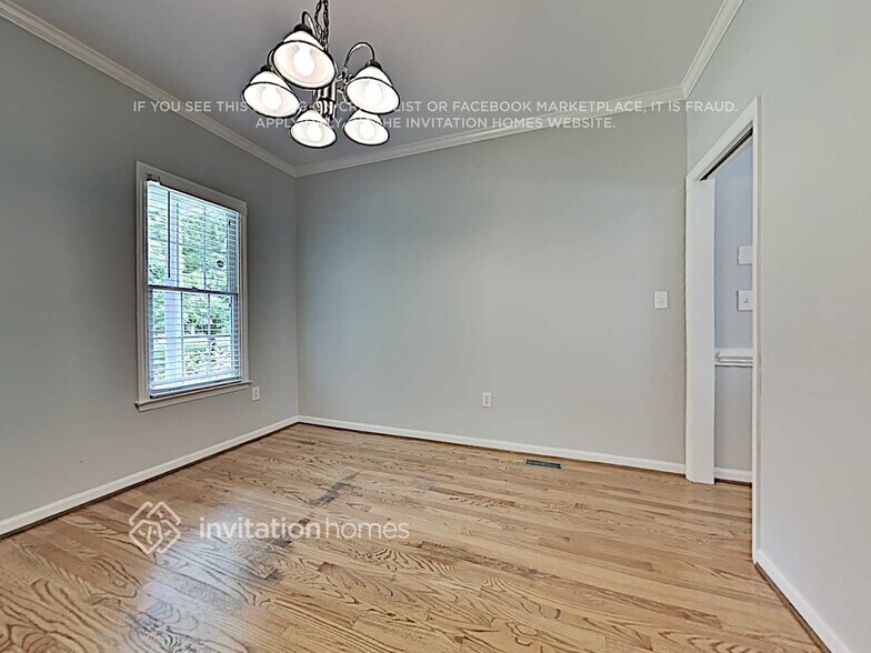 Building Photo - 121 Peach Orchard Dr