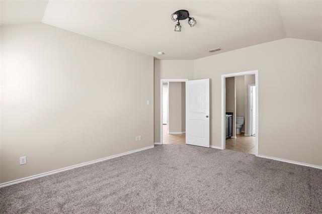 Building Photo - 2517 Carolina Dr