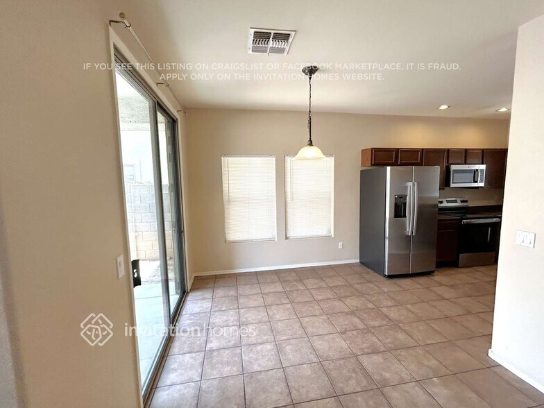 Building Photo - 6322 W Constance Way