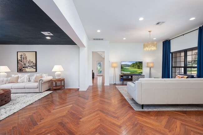 Building Photo - 29224 Seabiscuit Dr