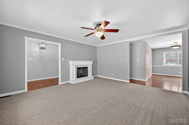 Building Photo - 1203 Dorne Dr