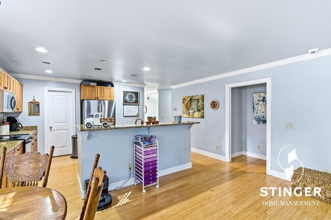 Building Photo - 2414 Waddell Rd