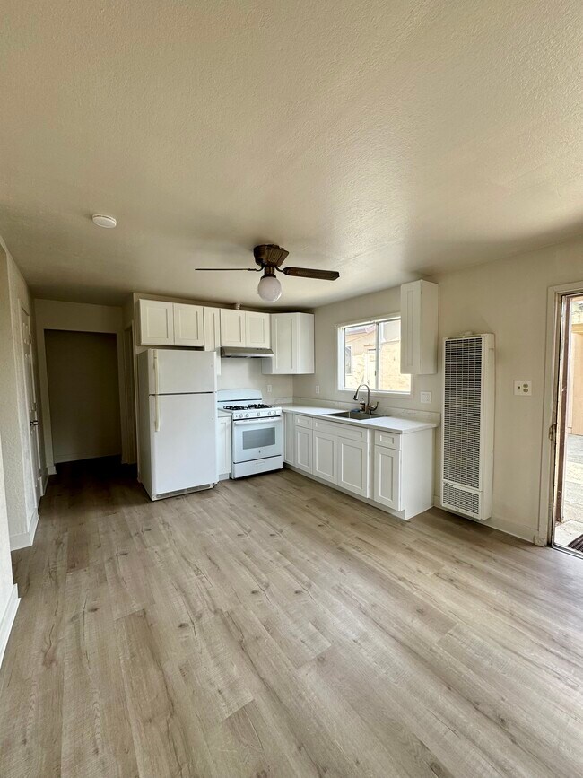 Primary Photo - 120 Buena Vista Dr