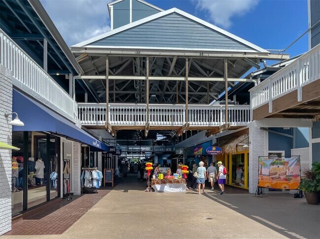 Building Photo - 26333 Nadir Rd