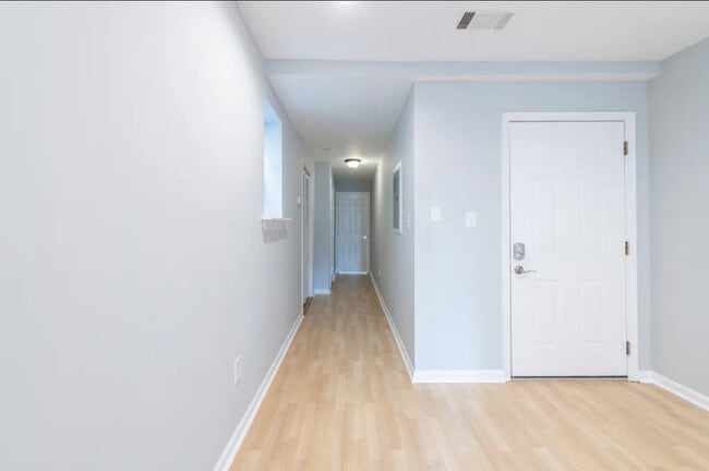 Building Photo - 1410 W Ritner St