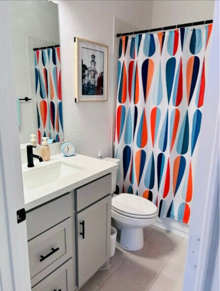 Building Photo - 272 Navarro