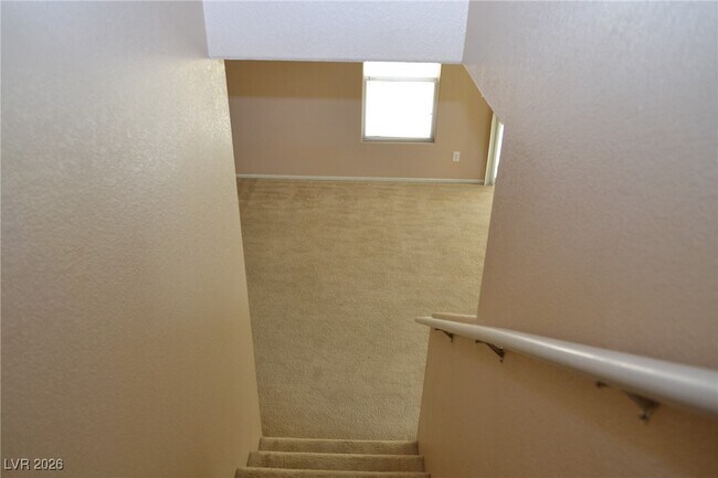 Building Photo - 520 Taunton St