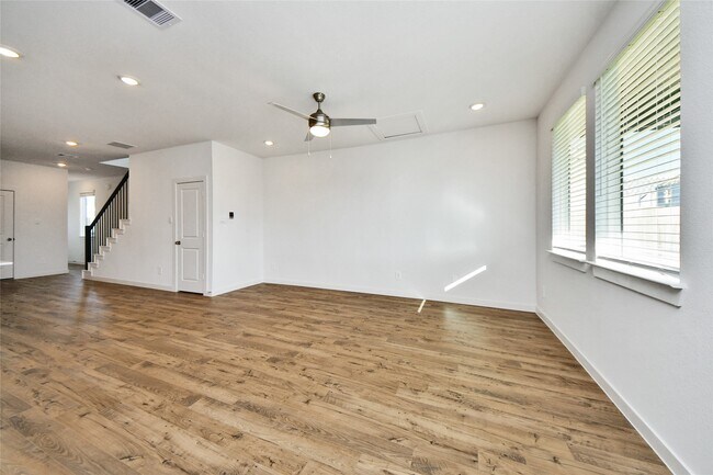 Building Photo - 3531 Shearwater St