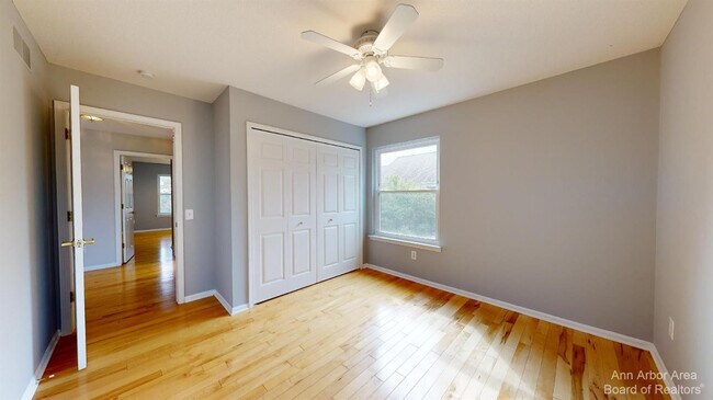Building Photo - 2844 Chaseway Ct