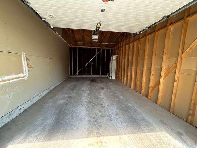 Building Photo - 7855 Brandy Cir