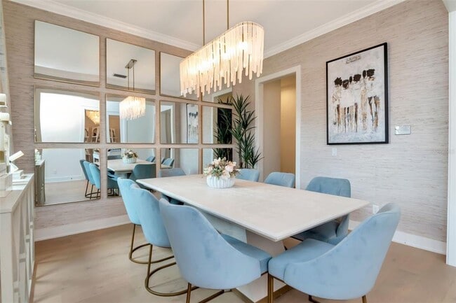 Building Photo - 4111 W Swann Ave