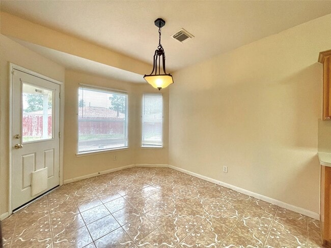 Building Photo - 3211 Amber Meadow Dr