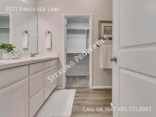 Building Photo - 2521 Finesilver Ln