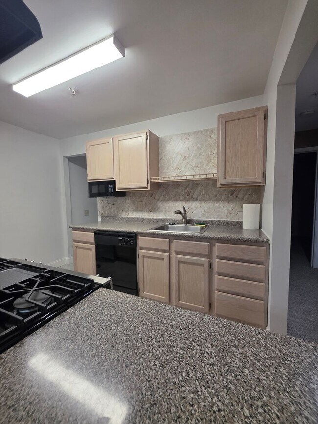 Building Photo - Waters Edge Condos