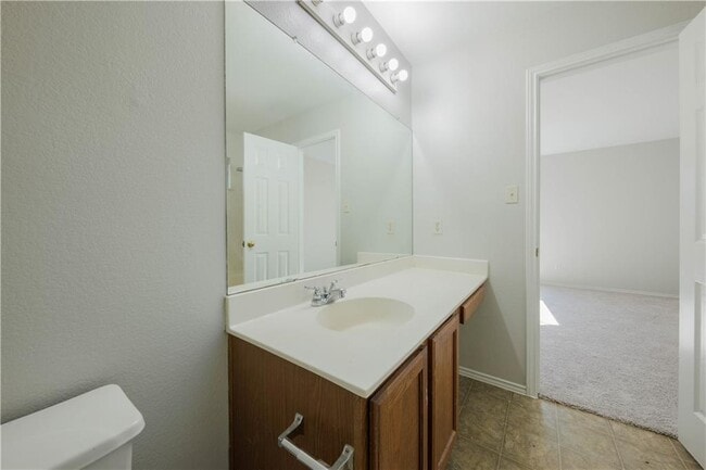 Building Photo - 2905 Rainy River Dr