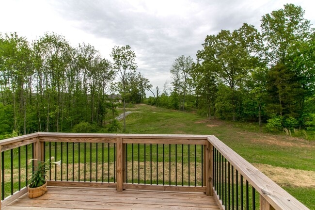 Building Photo - 115 Grassmire Dr