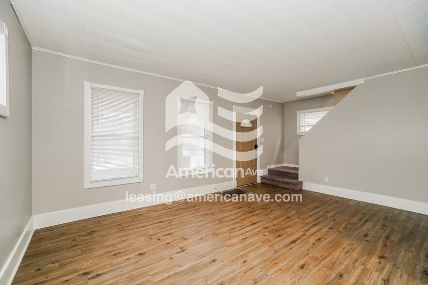 Building Photo - 514 Durango Dr