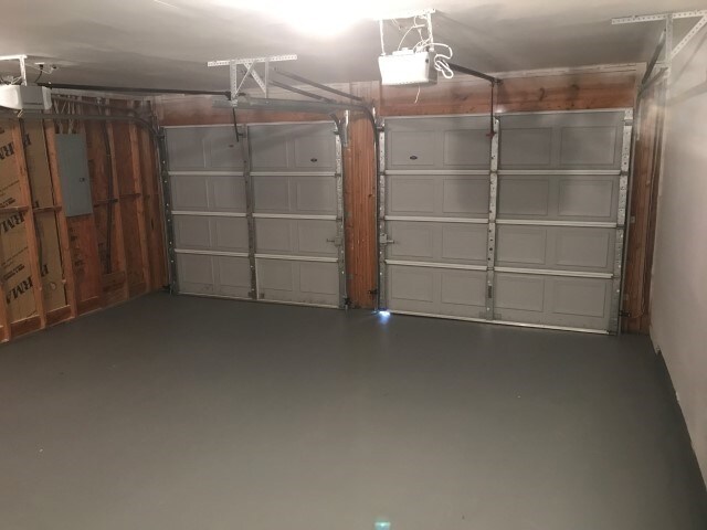 Building Photo - 18 Bluelake Blvd