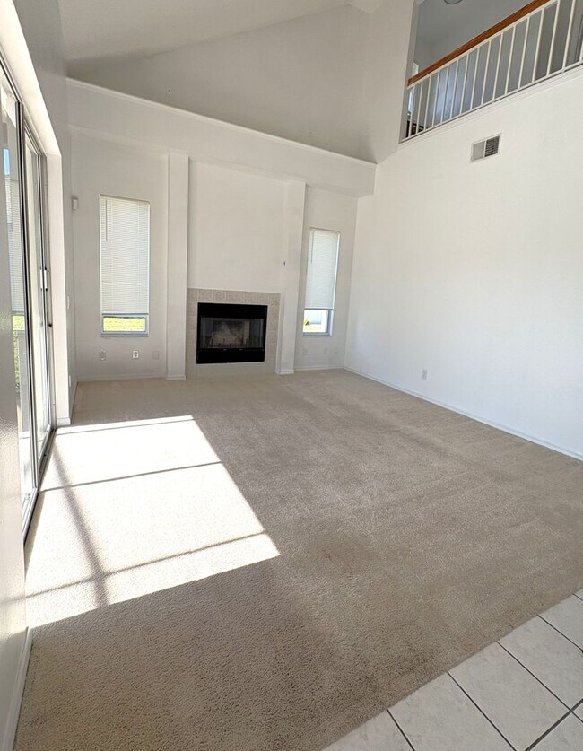 Building Photo - Coming Soon, 4 Bedroom, 2.5 bath Pool Home - Hunter's Creek!