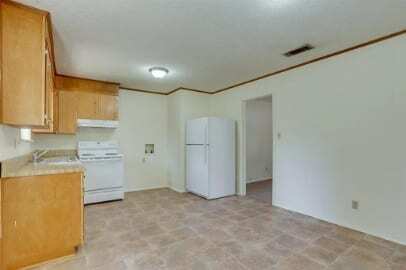 Building Photo - 107 McClain St