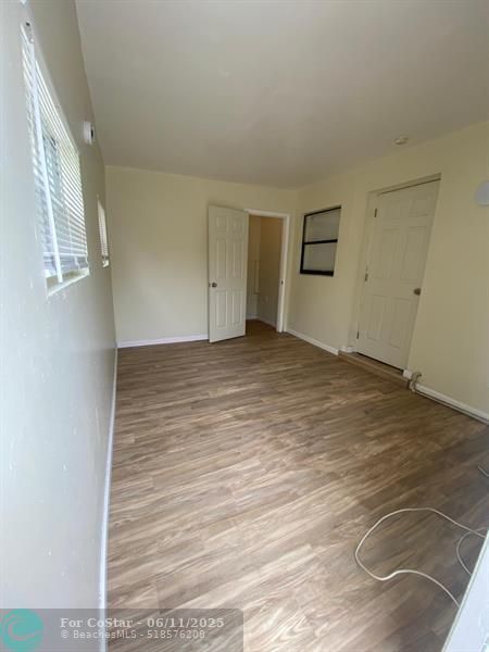 Building Photo - 1520 NW 52nd Ave