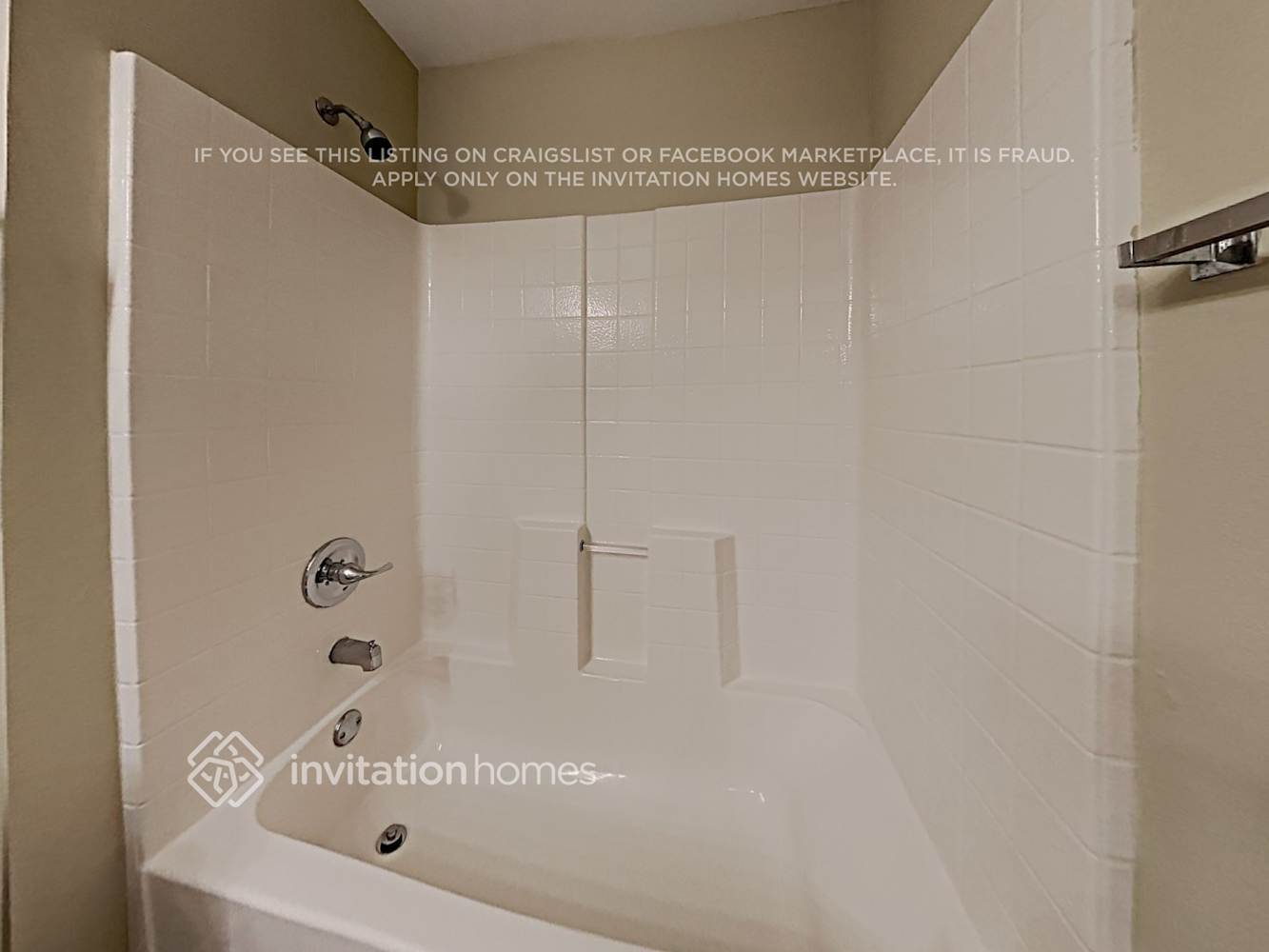 Building Photo - 2394 Bayhill Dr