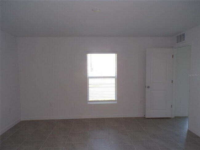 Building Photo - 26635 Jasper Wy