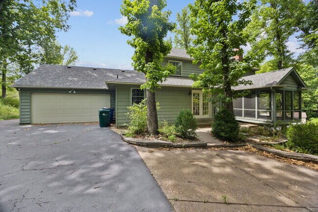 Building Photo - 12819 Huntercreek Rd