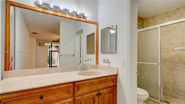 Building Photo - 3846 Coral Tree Cir