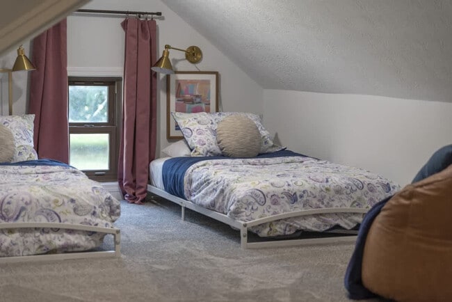 Building Photo - 6430 Olde York Rd