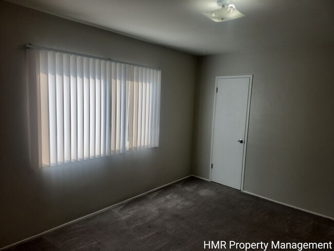 Building Photo - 3 Bedroom 1 Bath Gem For Rent!