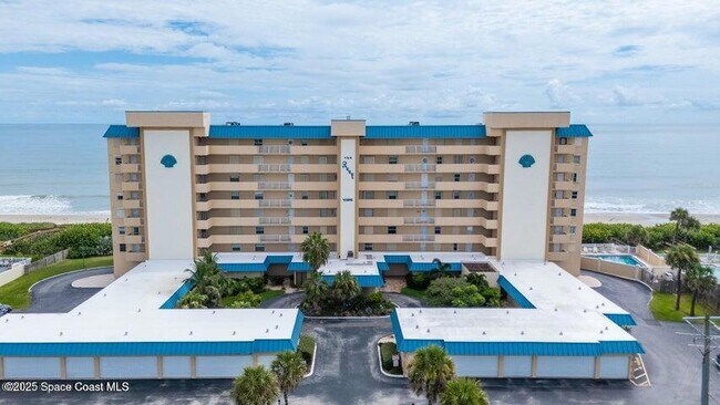 Building Photo - 1095 N Hwy A1A