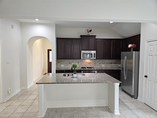 Building Photo - 19831 Hamlet Shadow Ln