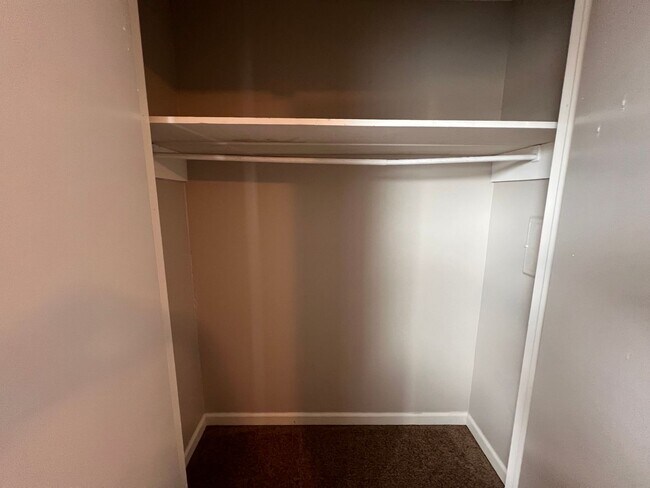 Building Photo - 502 Windellwood Cir