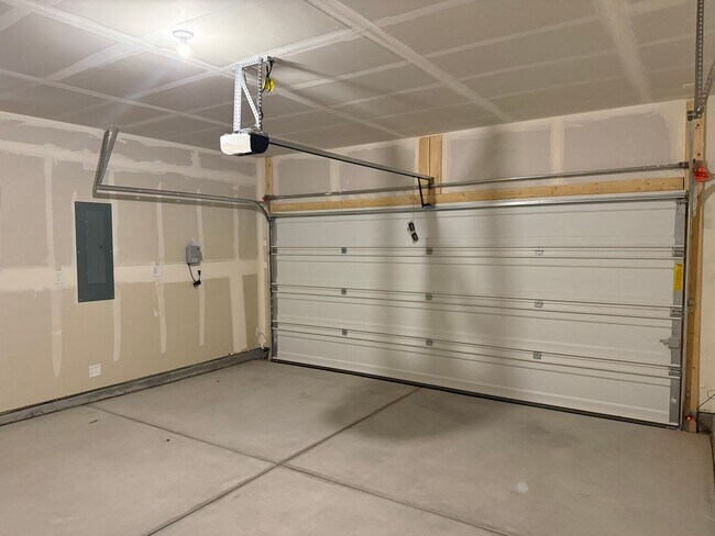 Building Photo - 2473 Eglisfield Lp