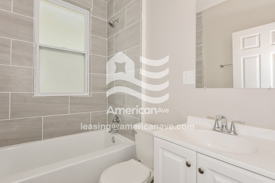 Building Photo - 4363 Neosho St