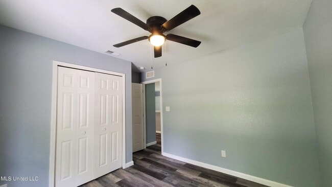 Building Photo - Charming 3-Bedroom Rental in Bayside Park