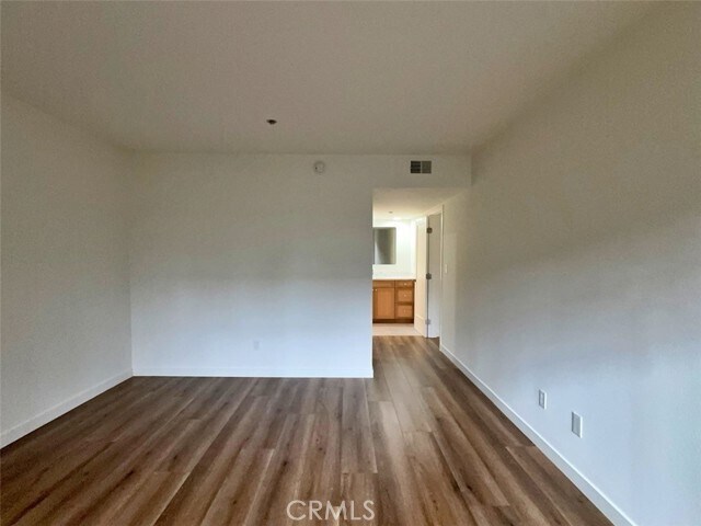 Building Photo - 230 S Catalina Ave