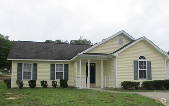 Building Photo - Coming Soon! 3BR 2BA Home With Vaulted Cei...